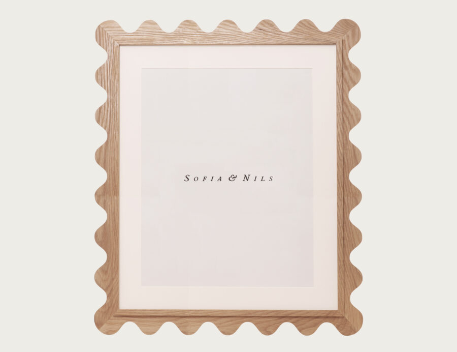 Scallop white oak picture frame 20x28